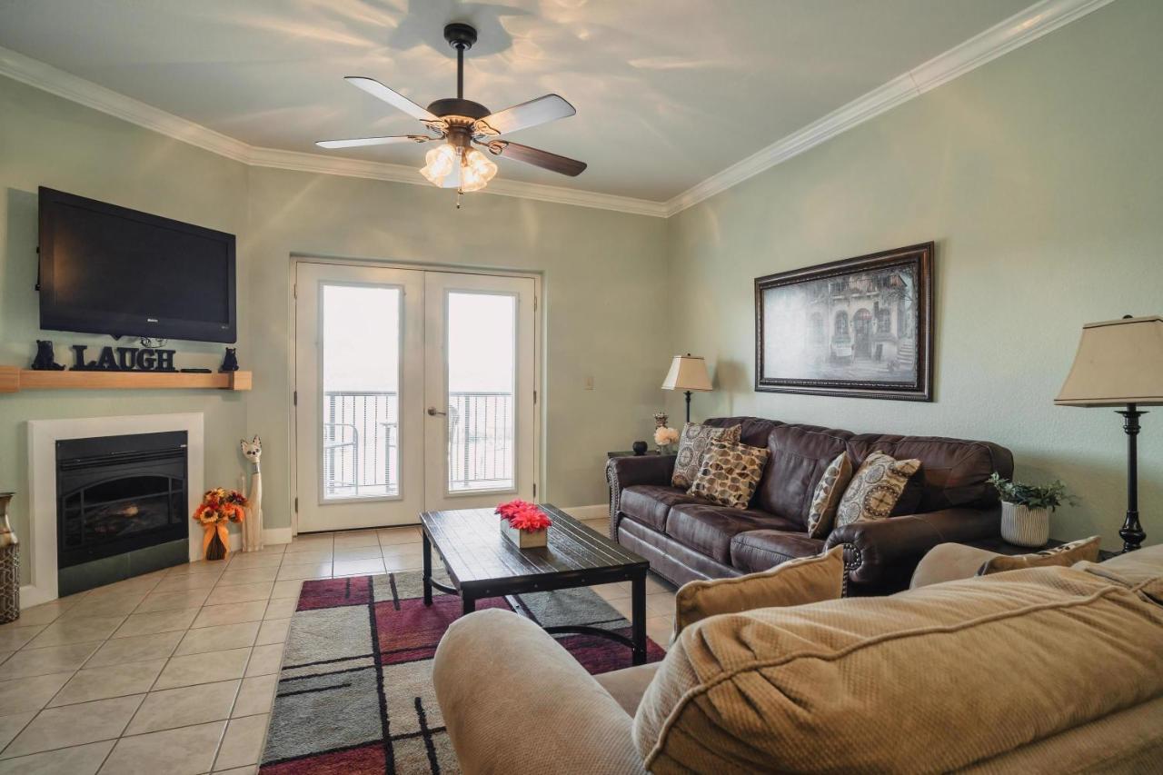 Appartement Mvc - Unit 1505 - Bearly Available